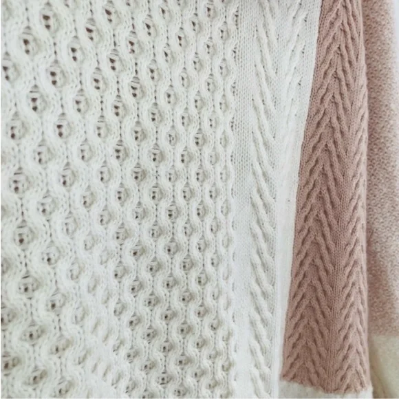 Calvin Klein Wool Blend Oversized Turtleneck Sweater White Light Pink Size L - Picture 4 of 9